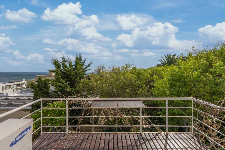 5 Bedroom Property for Sale in Camps Bay Western Cape